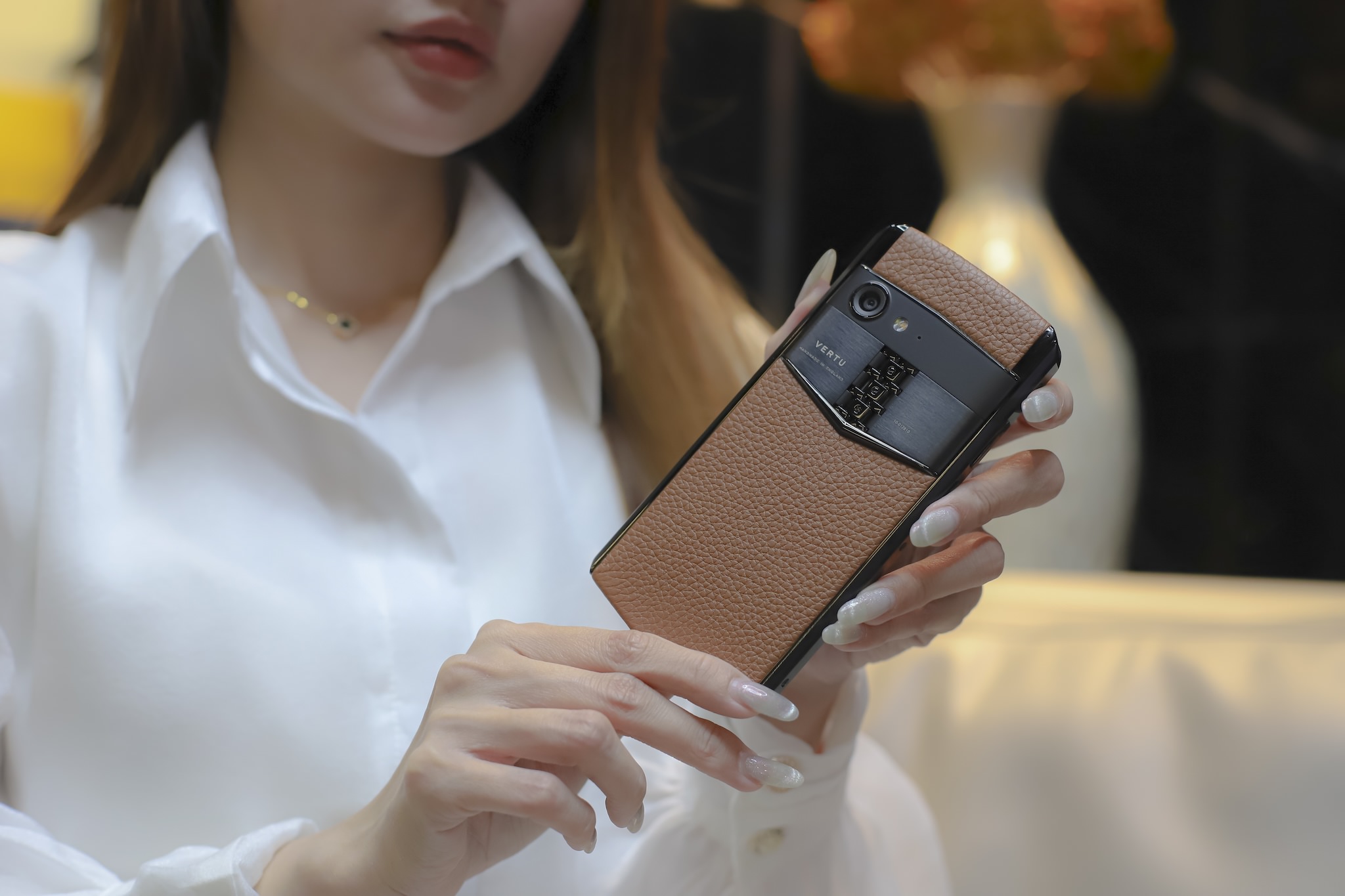 Vertu có mẫu smartphone hơn 6 năm tuổi luôn giữ đẳng cấp vượt thời gian