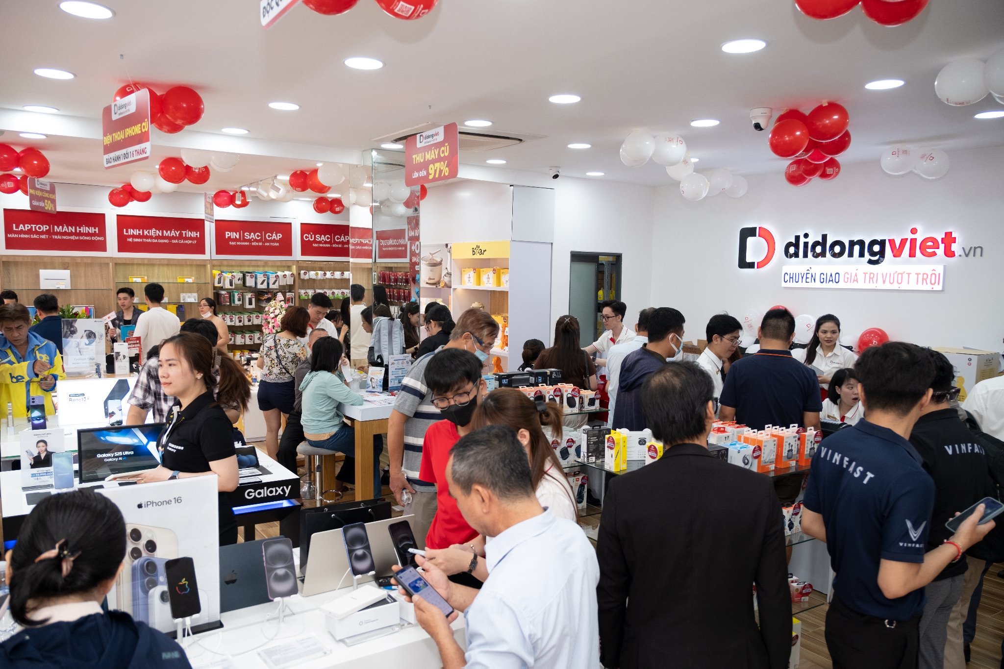 ‘Trả góp 30’ tại Di Động Việt có gì thu hút người tiêu dùng?