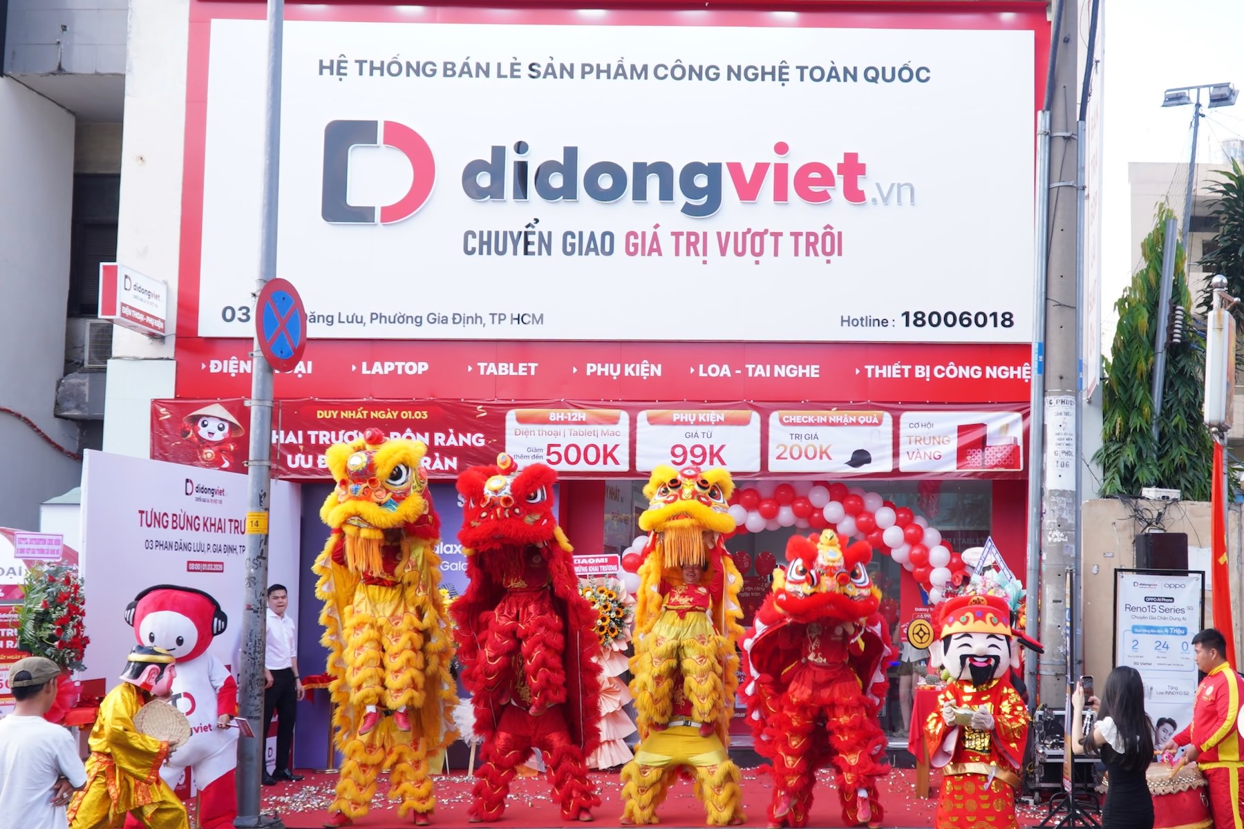 Cửa hàng Di Động Việt 03 Phan Đăng Lưu, TP.HCM khai trương