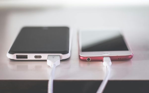 Sạc pin smartphone đúng cách