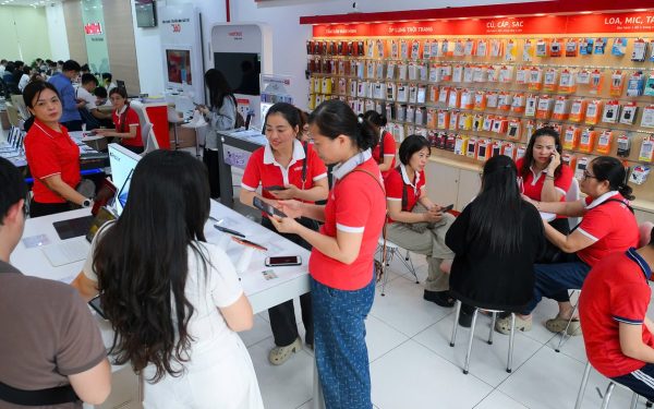 Viettel tặng 50.000 đồng, 10.000 điểm viettel++ khi xác thực thuê bao