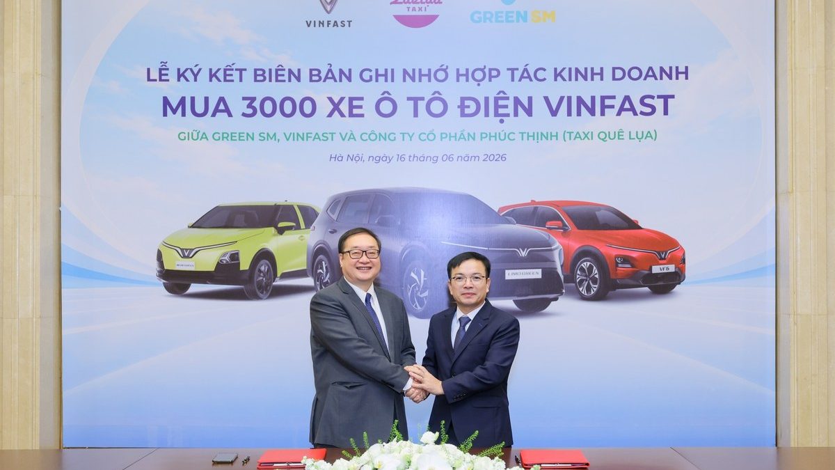 Lễ ký kết hợp tác thúc đẩy chuyển đổi đội xe Taxi Quê Lụa sang xe điện