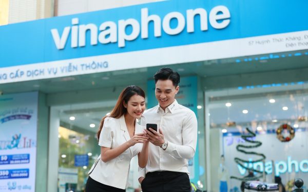 VinaPhone tròn 30 năm tuổi, tặng quà trị giá 3,15 tỷ đồng toàn quốc