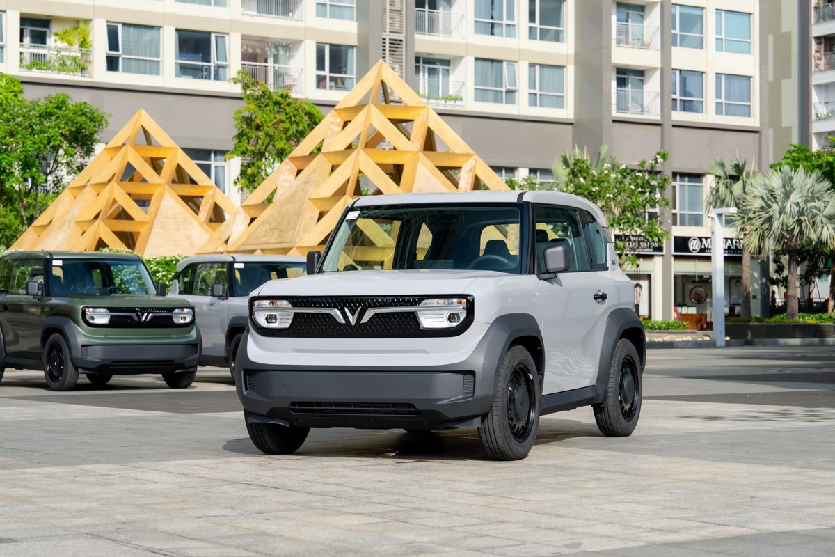 Dòng xe điện VinFast VF 3 được bàn giao tới tay khách hàng