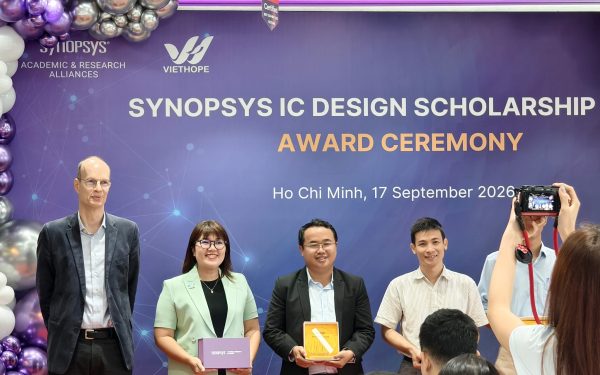 Synopsys và Viethope vinh danh 40 sinh viên xuất sắc thông qua chương trình học bổng thiết kế vi mạch Synopsys 2026