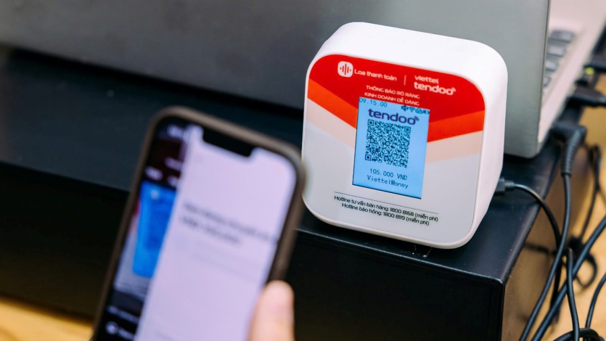 Loa thông báo thanh toán Tendoo của Viettel Telecom hiển thị mã QR động trên màn hình