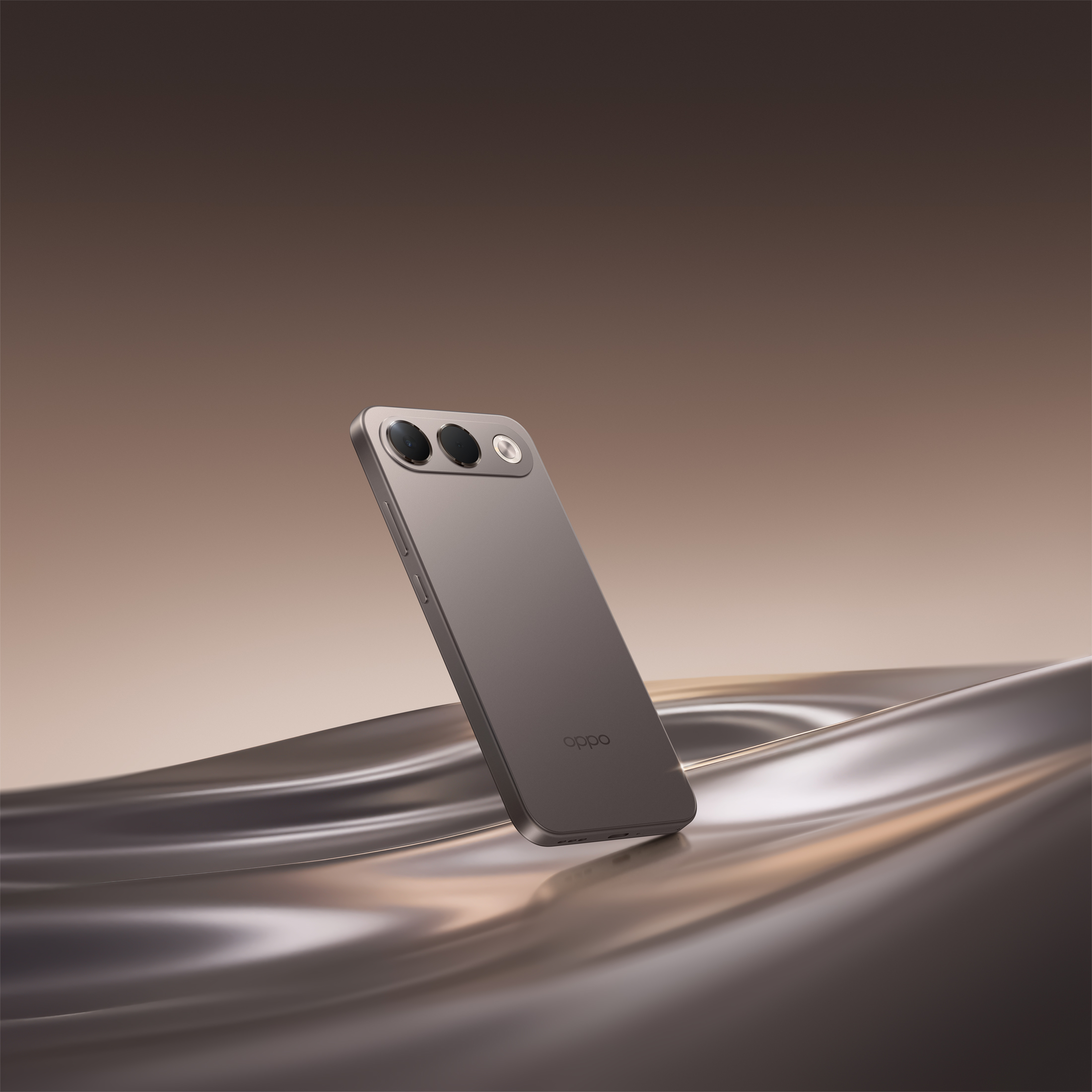 Mặt lưng OPPO A7 Pro 5G với cụm camera thiết kế ngang