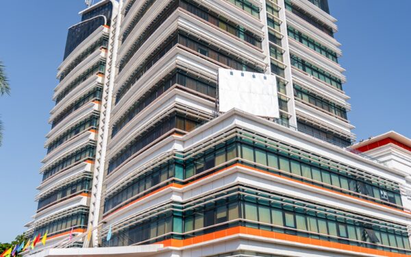 Unitel tại Lào cán mốc 3,6 triệu thuê bao sau 17 năm, được Thủ tướng Lê Minh Hưng gọi là biểu tượng hữu nghị hai nước